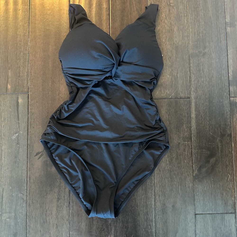 La Blanca Black One-Piece Swimsuit